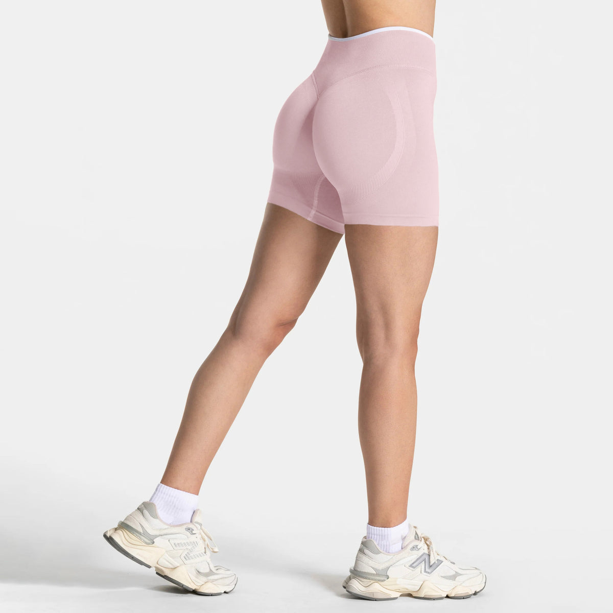 Seamless Backless Yoga Set with Quick-Dry Fabric
