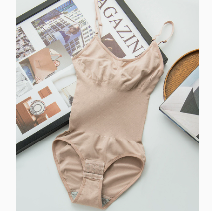 Seamless integrated fitness suit