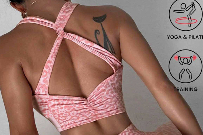 Seamless Leopard Print Yoga Sports Bra