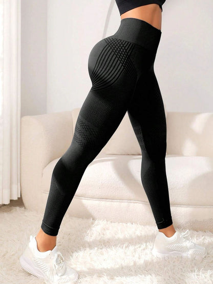 Seamless lifting buttocks yoga pants