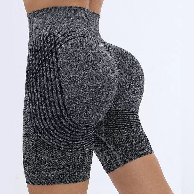 Seamless lifting buttocks yoga pants