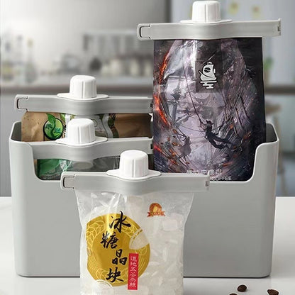 Seasoning bag sealing clip