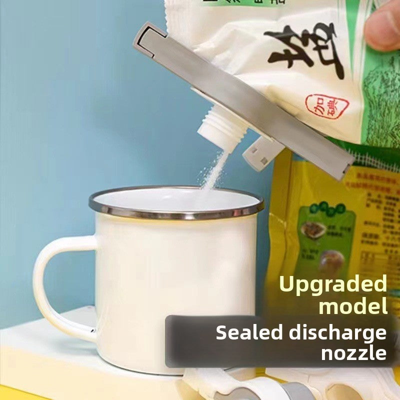 Seasoning bag sealing clip