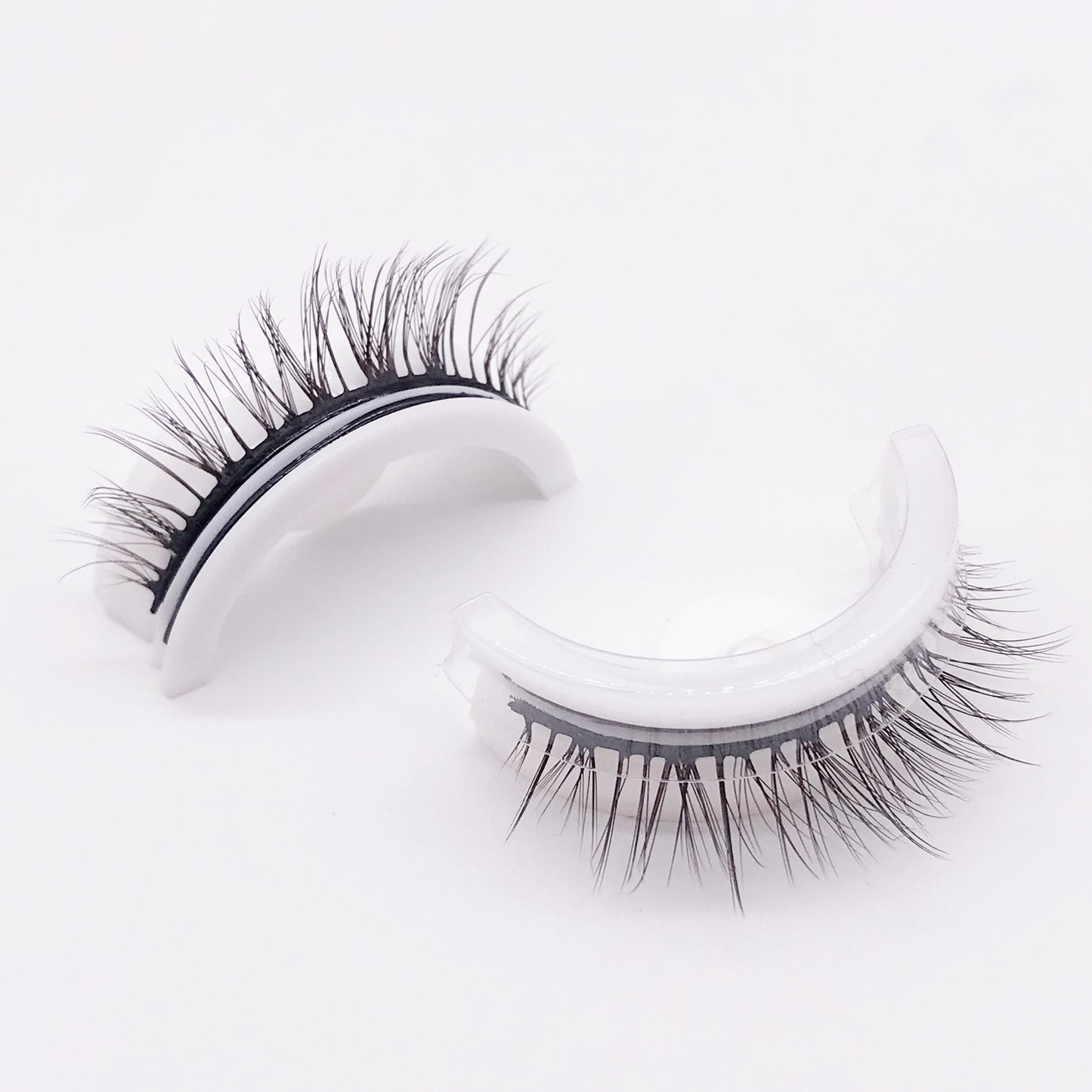Self-adhesive false eyelashes
