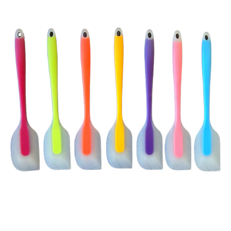 Semi-transparent one-piece cake spatula
