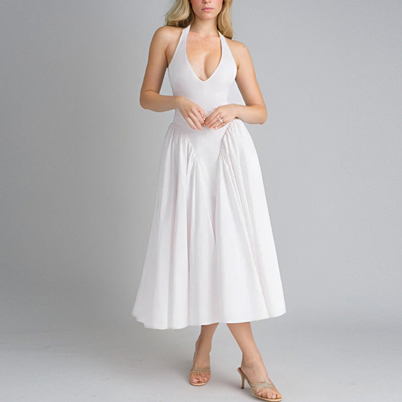 Sexy and fashionable neckline dress
