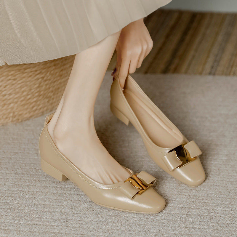 Shallow-mouthed evening breeze bean shoes, soft leather and soft soles, large-sized women's shoes
