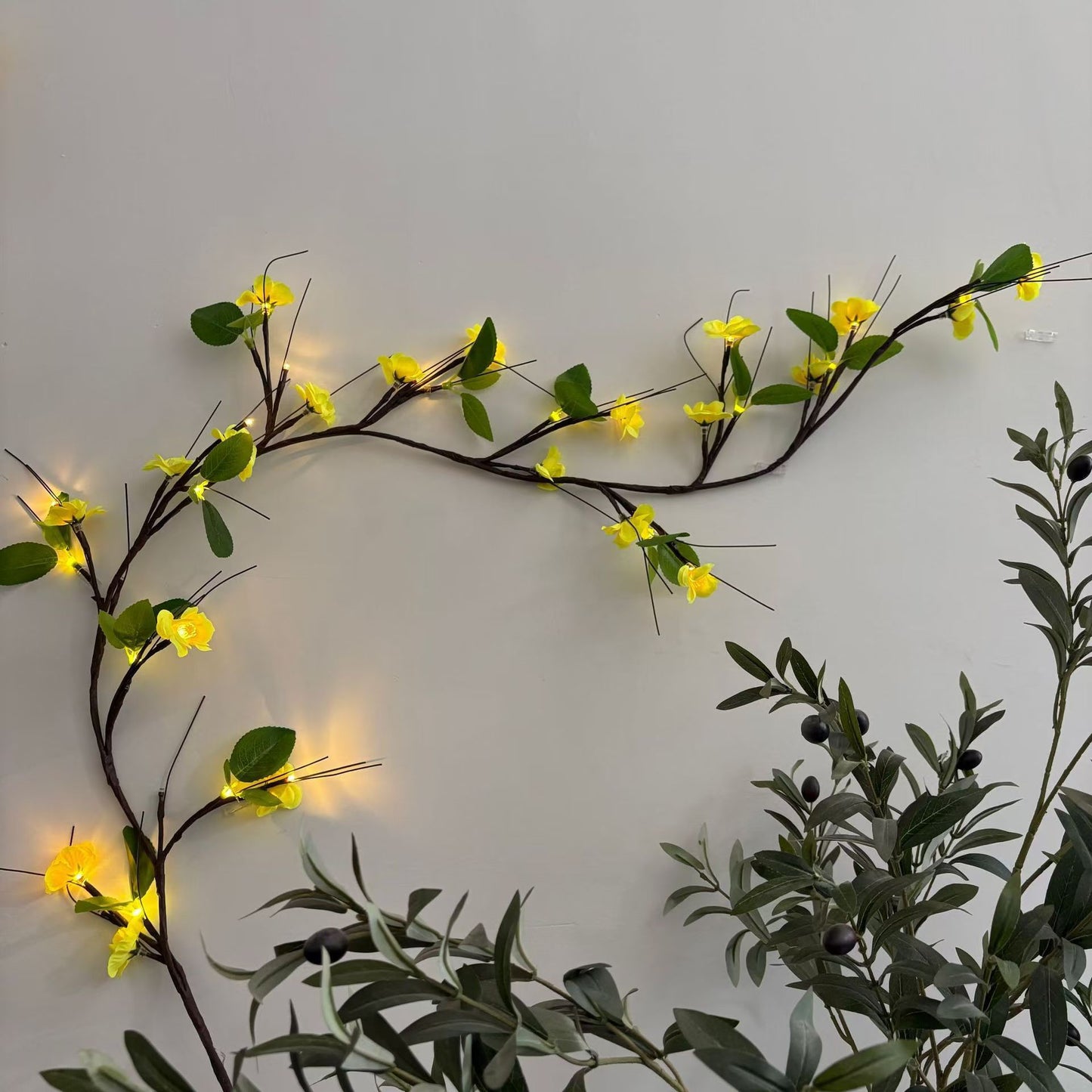Shapeable LED Rattan Decorative Lights with Remote Control