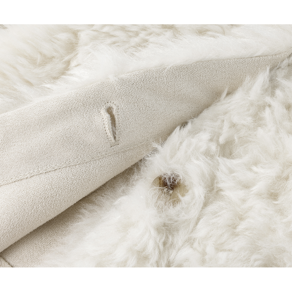 Sheepskin round-neck jacket