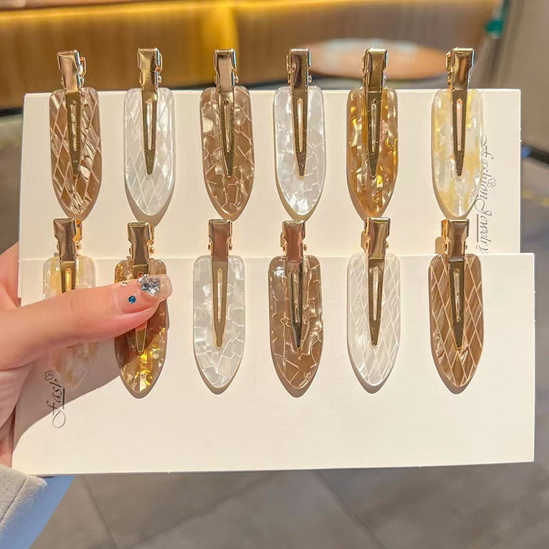 Shell hair clip