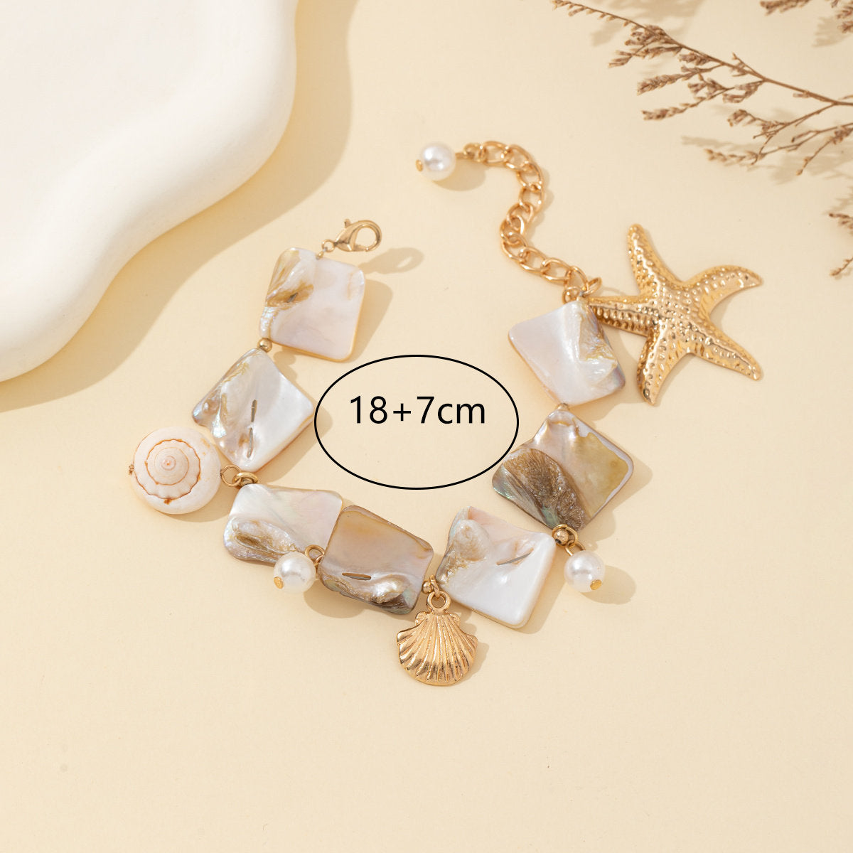 Shell necklace