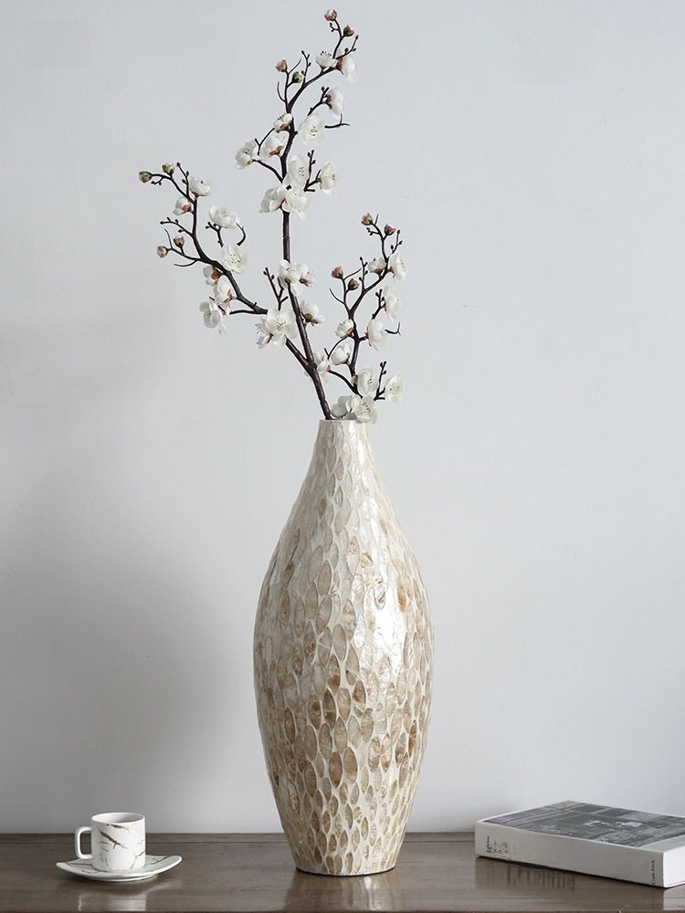Shell vase