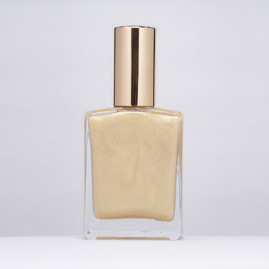 Shimmering Liquid Highlighter Spray
