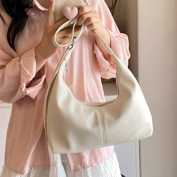 Shiny Dumpling Shoulder Bag