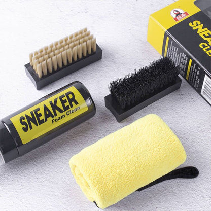 Shoe cleaning kit