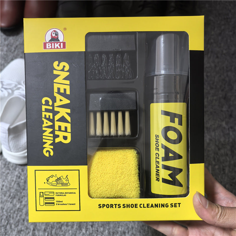 Shoe cleaning kit