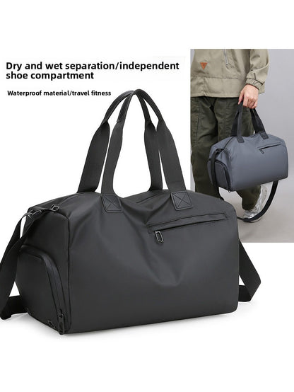 Short-distance travel bag
