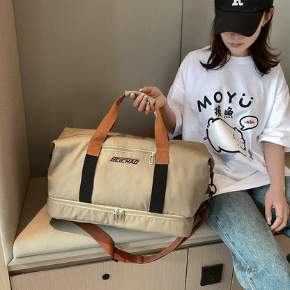 Short-distance travel bag