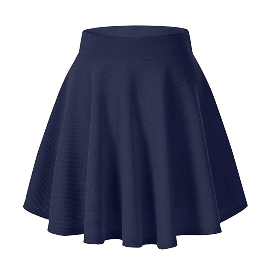 Short skirt with a trumpet-shaped hemline