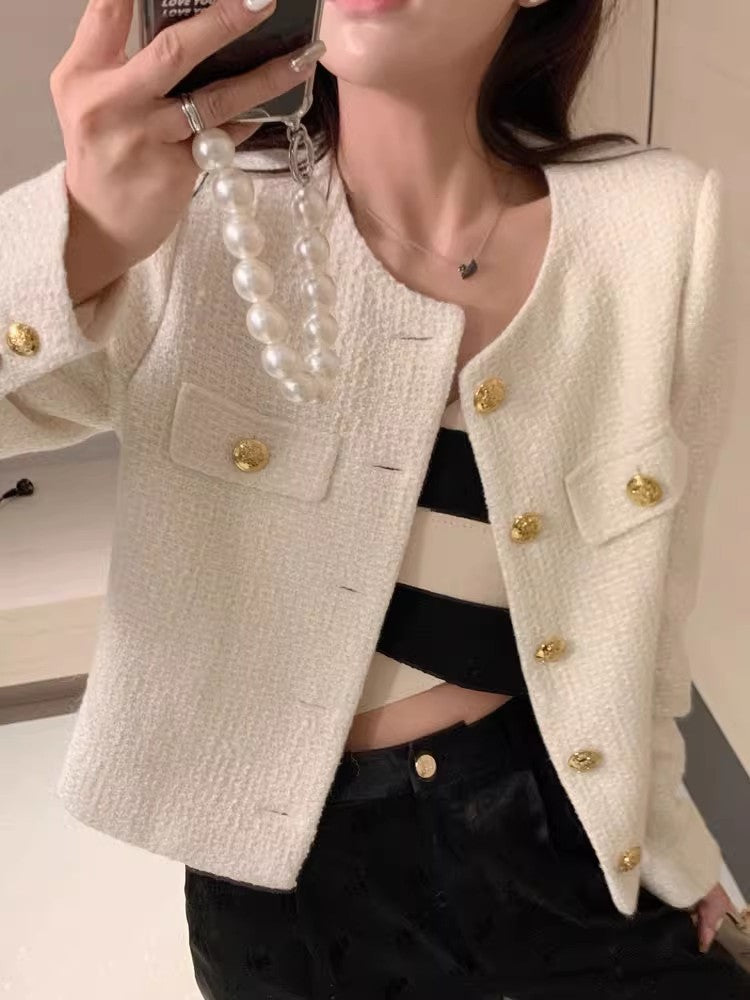 Short-sleeved blouse