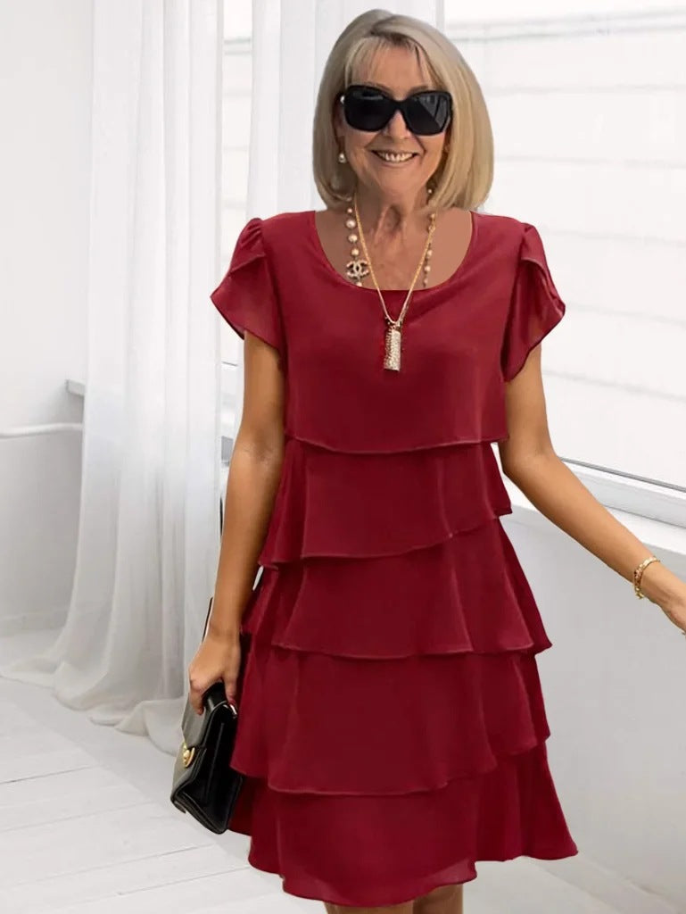 Short-sleeved cake dress