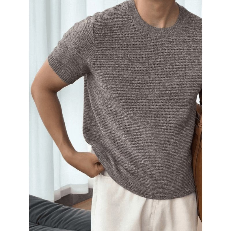 Short-sleeved knit sweater