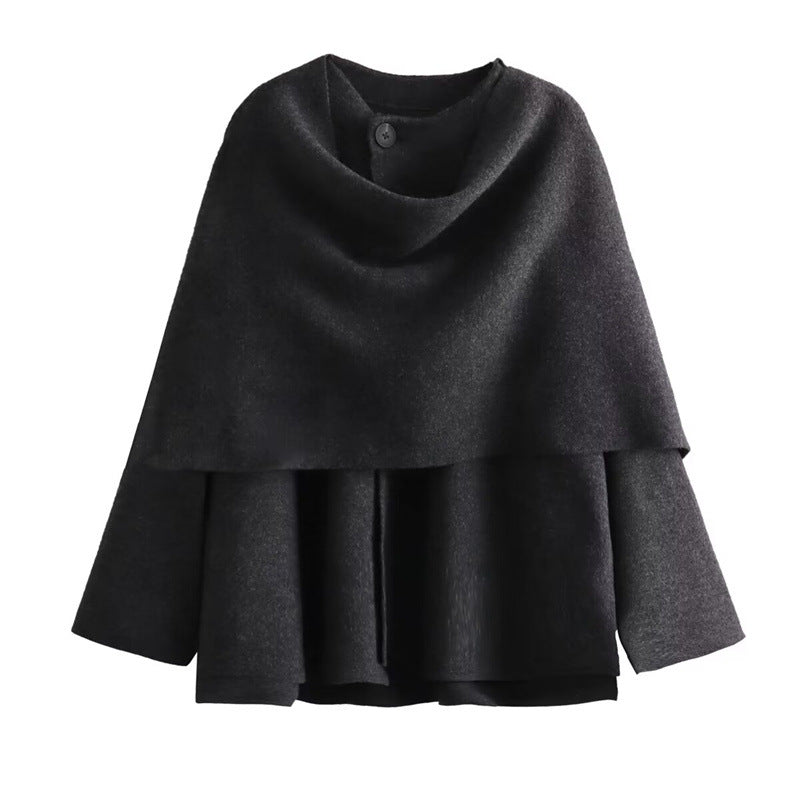 Short-sleeved knitted coat with a scarf