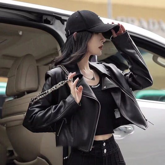 Short-sleeved leather jacket for women