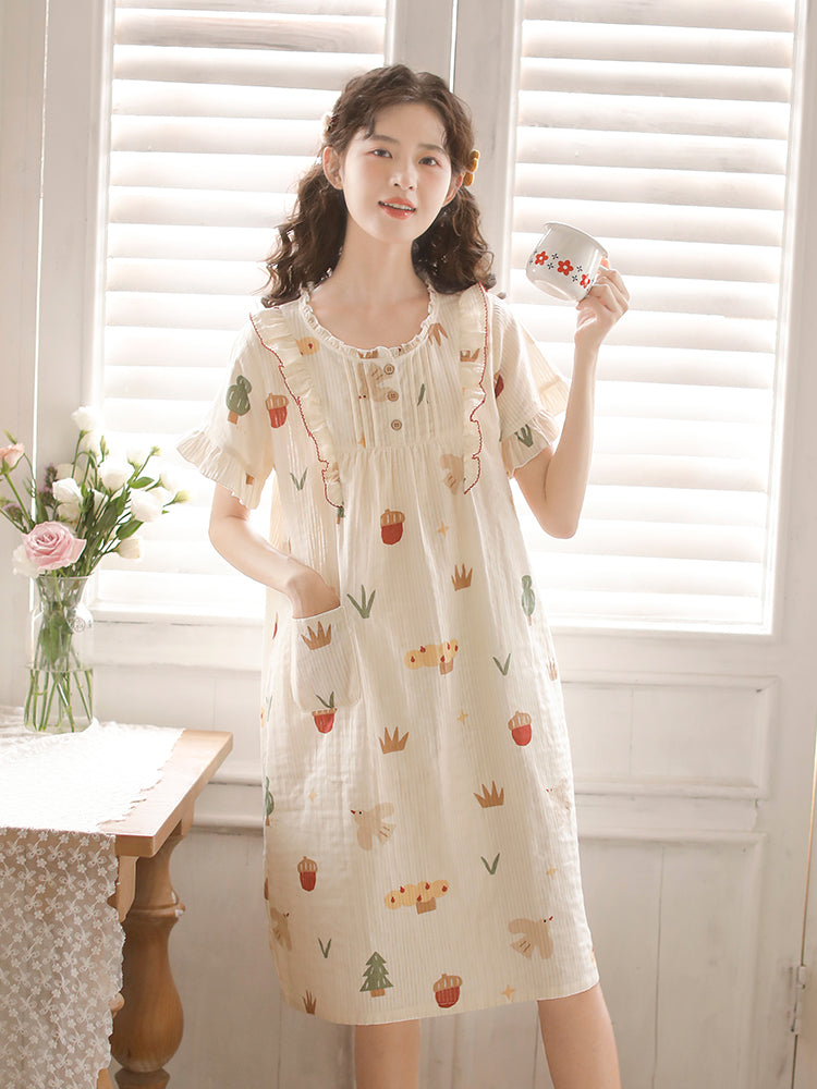 Short-sleeved nightgown