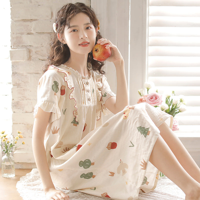 Short-sleeved nightgown