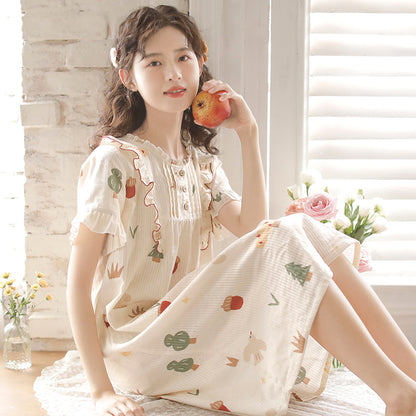 Short-sleeved nightgown