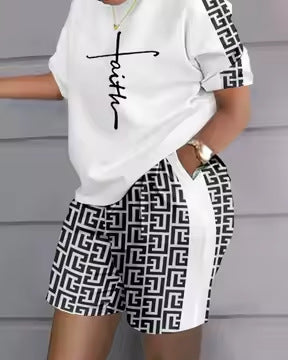 Short-Sleeved Printed Commuter Suit