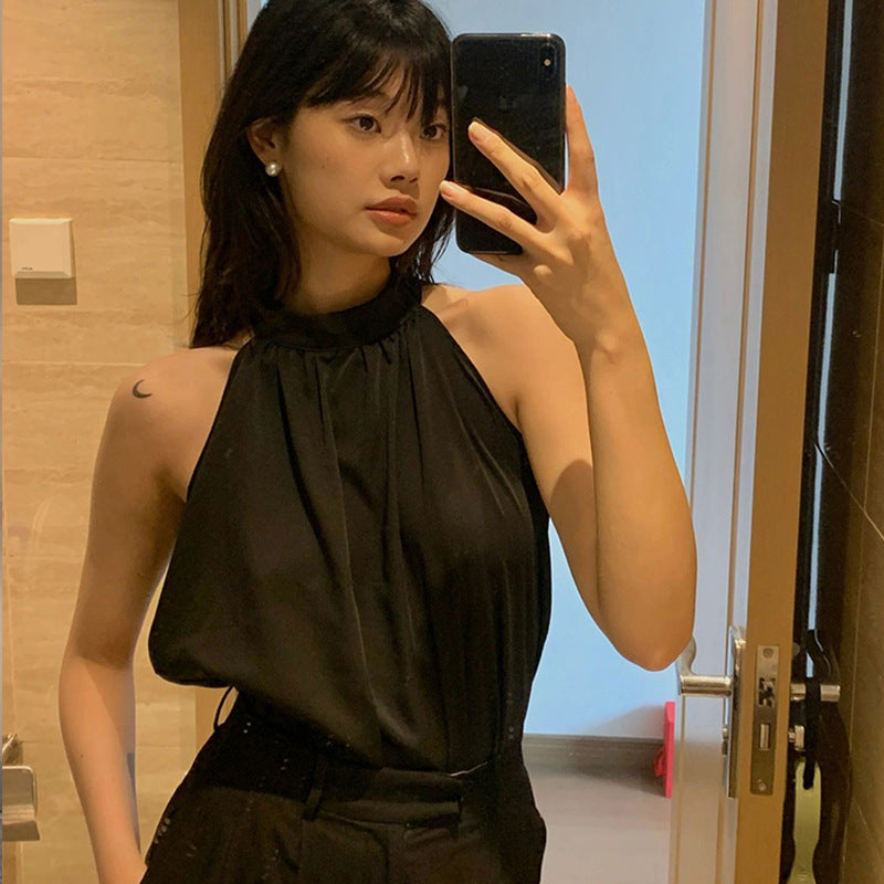 Short-sleeved round-neck blouse for women