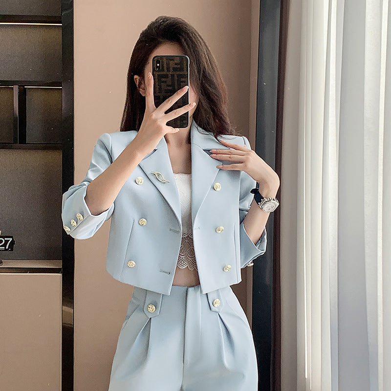 Short-sleeved suit set