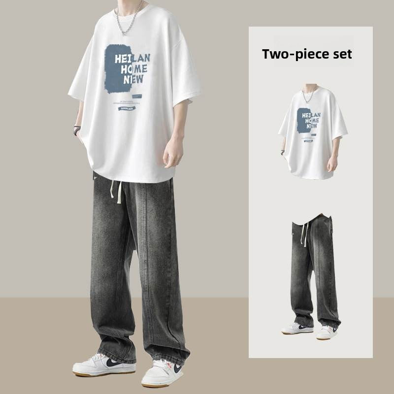 Short-sleeved T-shirt and straight-leg jeans for boys