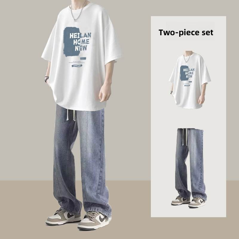 Short-sleeved T-shirt and straight-leg jeans for boys