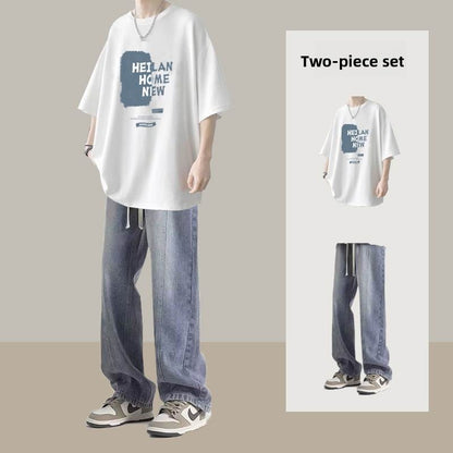 Short-sleeved T-shirt and straight-leg jeans for boys