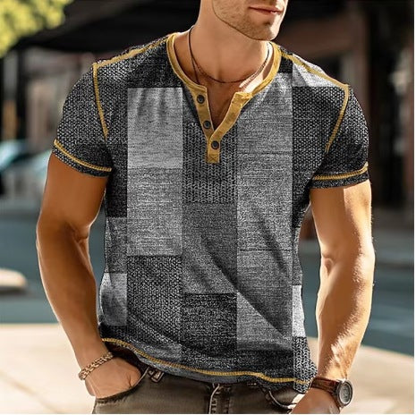 short-sleeved T-shirt