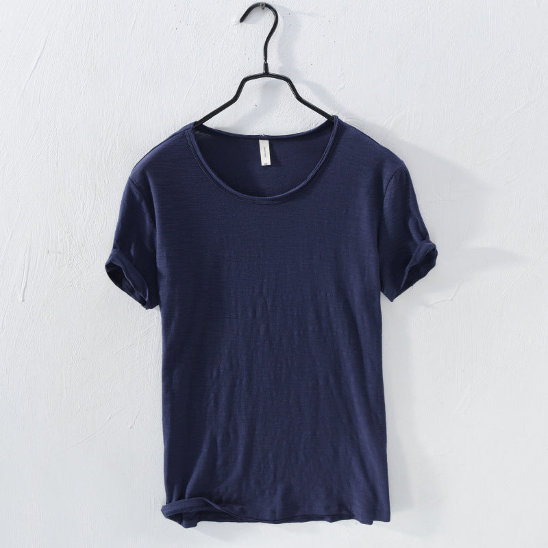 short-sleeved T-shirt