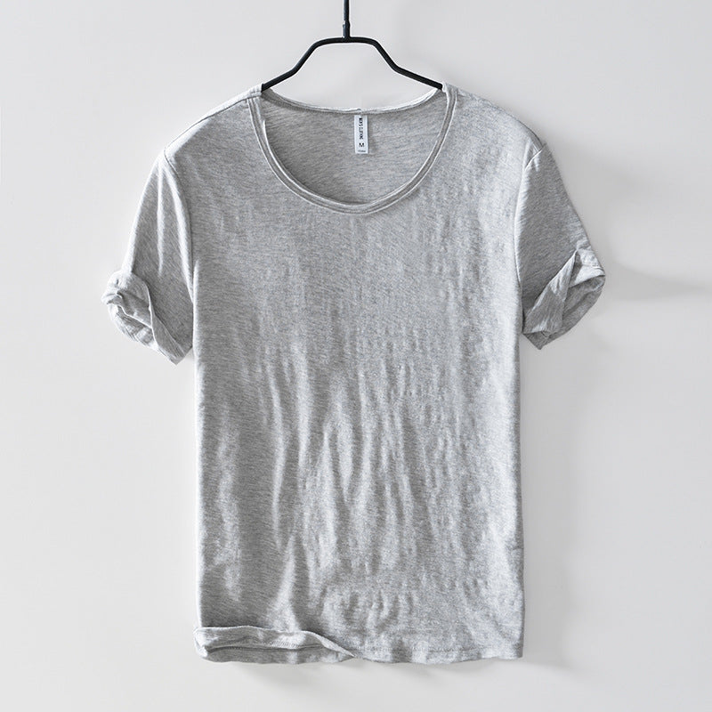 short-sleeved T-shirt