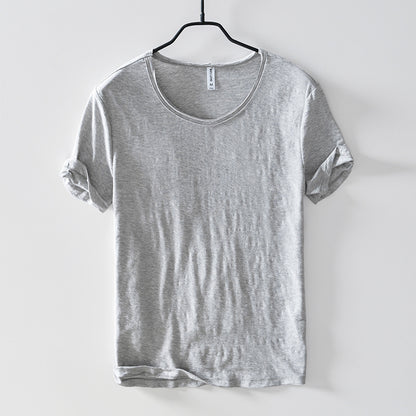 short-sleeved T-shirt