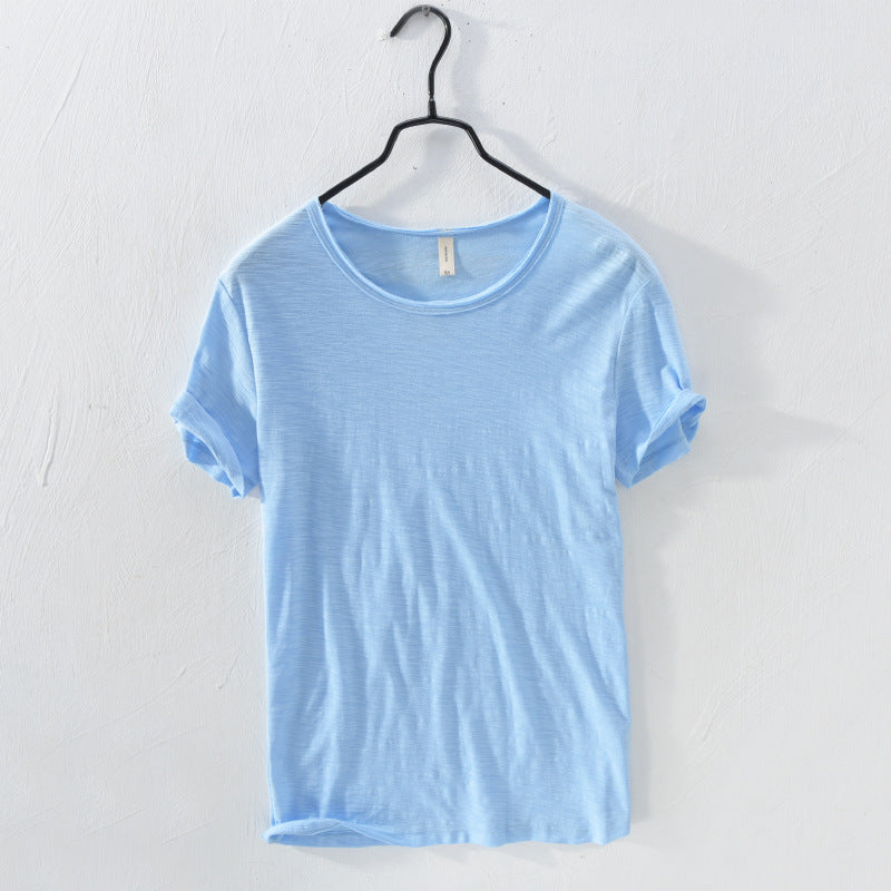 short-sleeved T-shirt