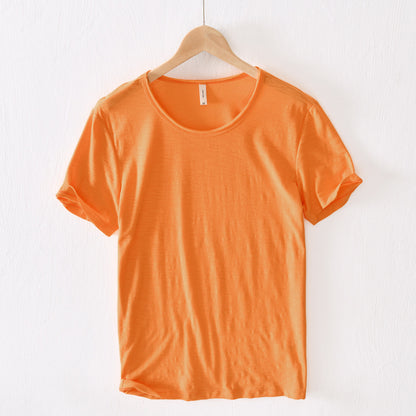 short-sleeved T-shirt