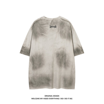 Short-sleeved T-shirt with stained patches