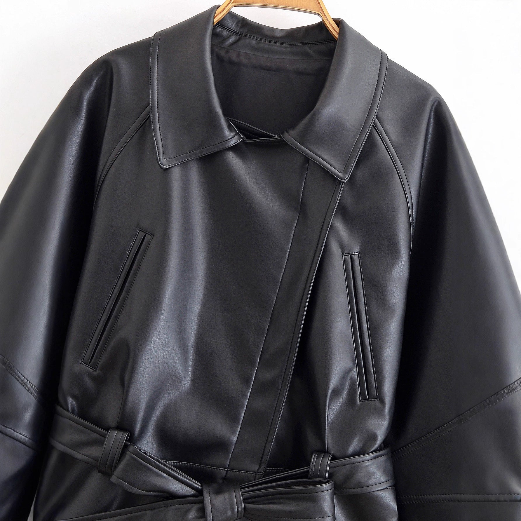 Short trench coat