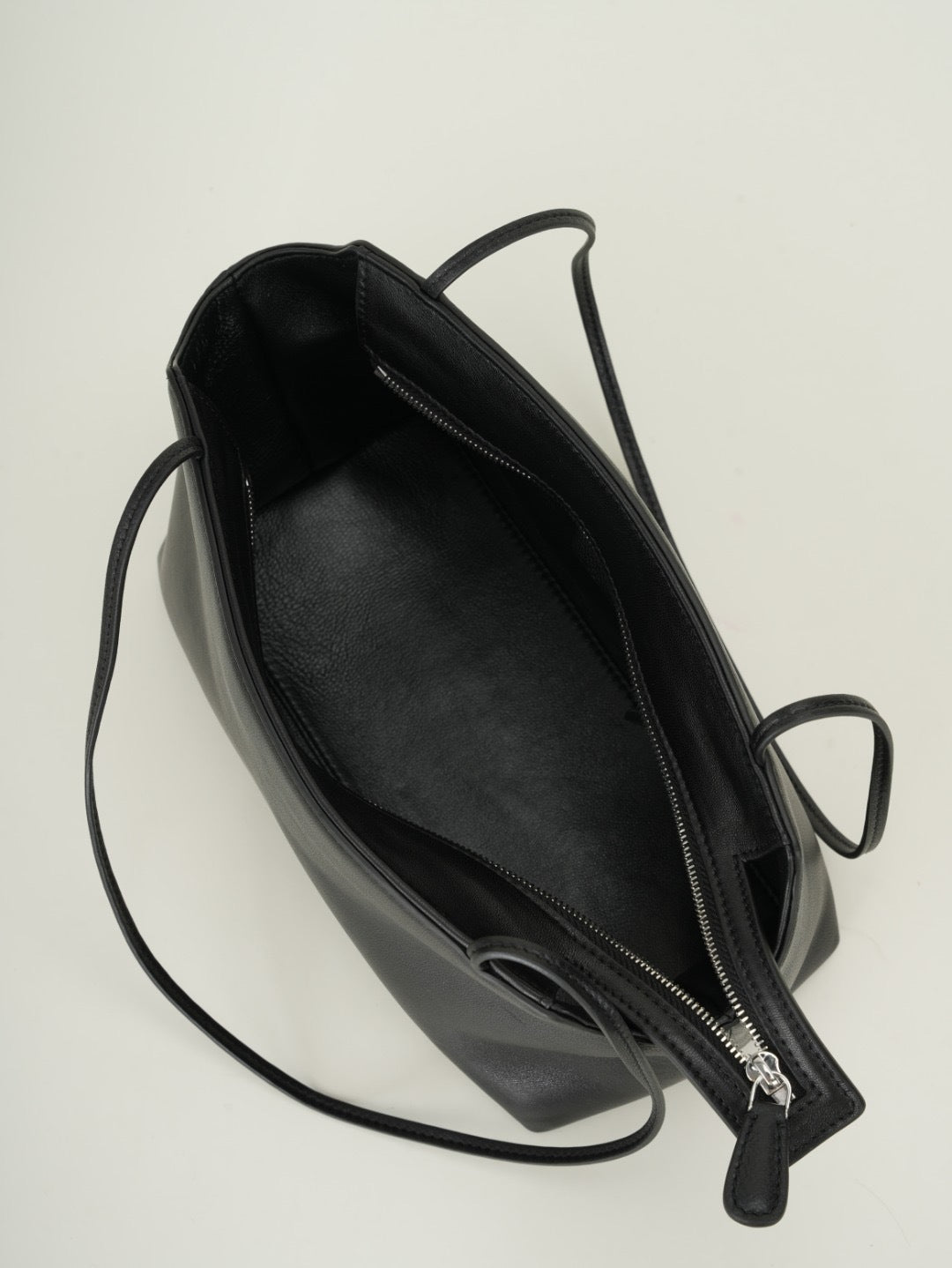 Shoulder underarm bag