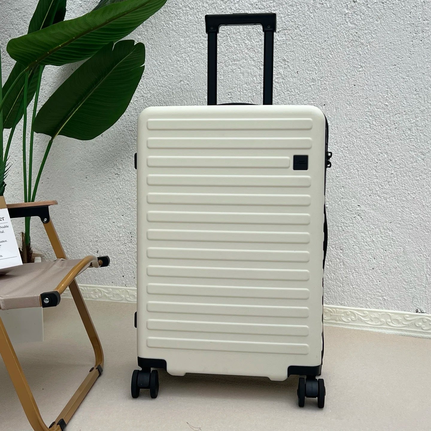Side open large capacity boarding box