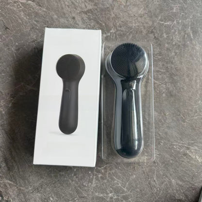 Silicone facial cleansing device