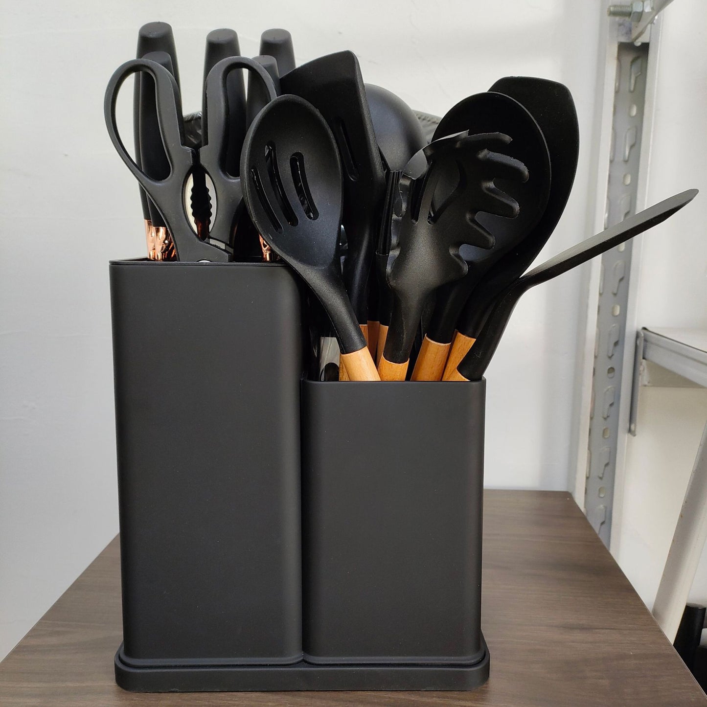 Silicone Kitchenware 19-Piece Set with Wooden Handle