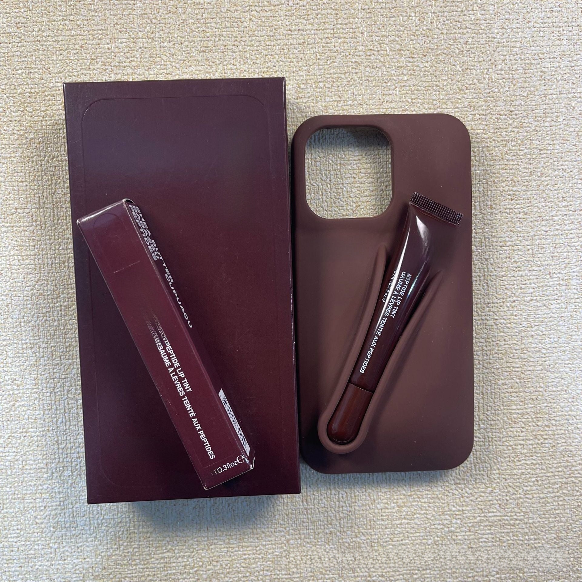 Silicone mobile phone lip color protective case